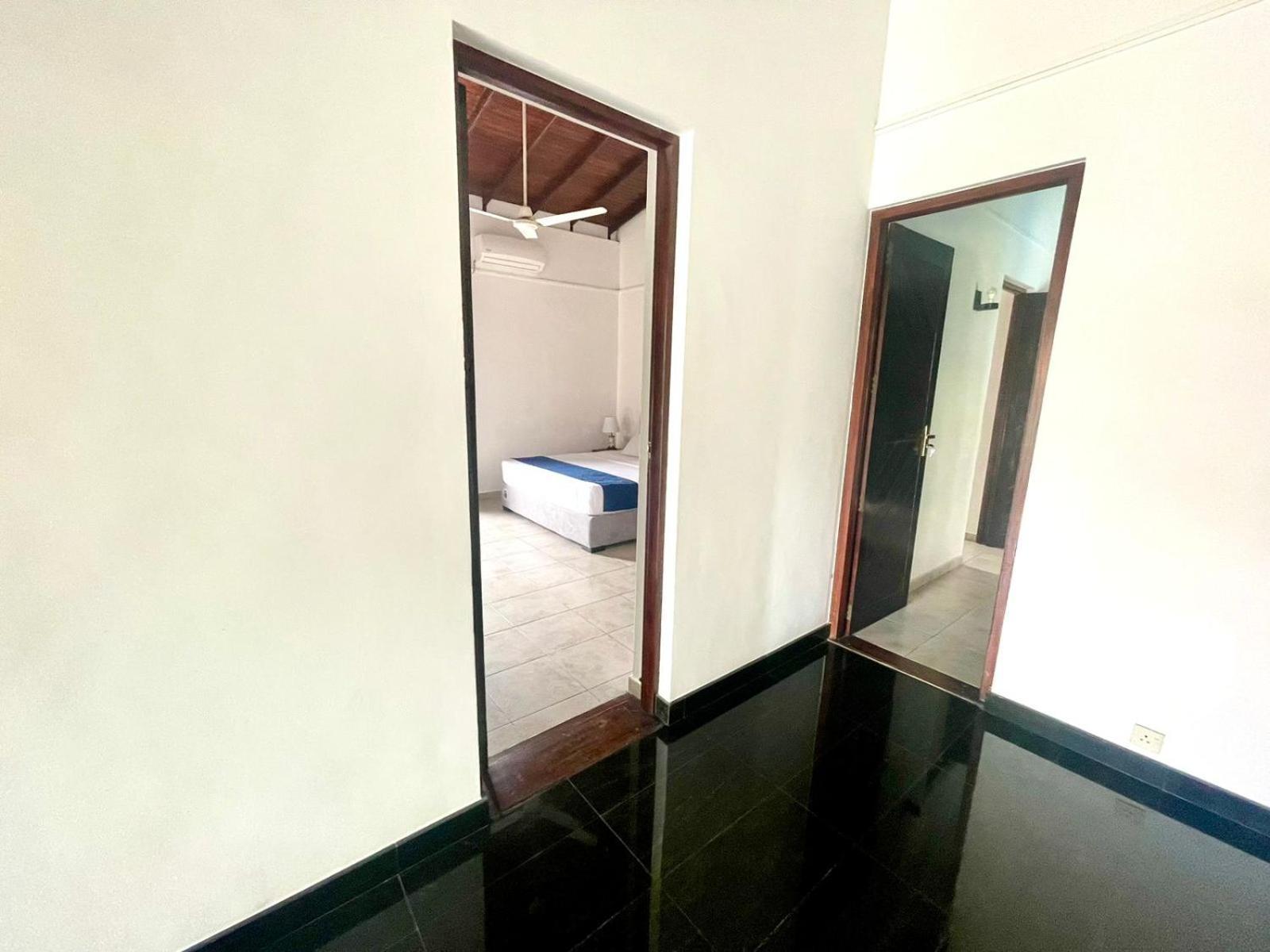 Hotel One Sixty Dehiwala-Mount Lavinia Екстериор снимка