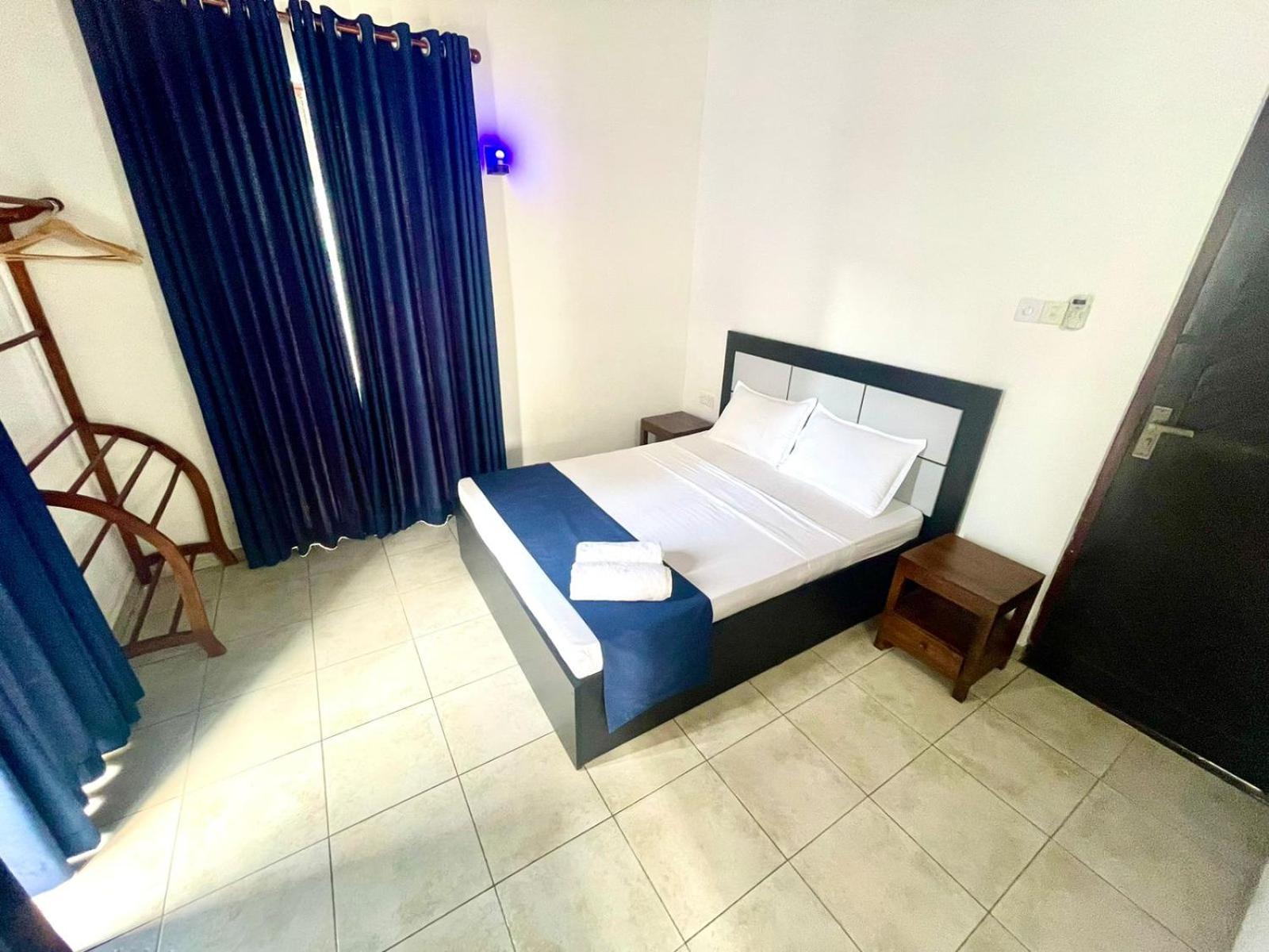 Hotel One Sixty Dehiwala-Mount Lavinia Екстериор снимка
