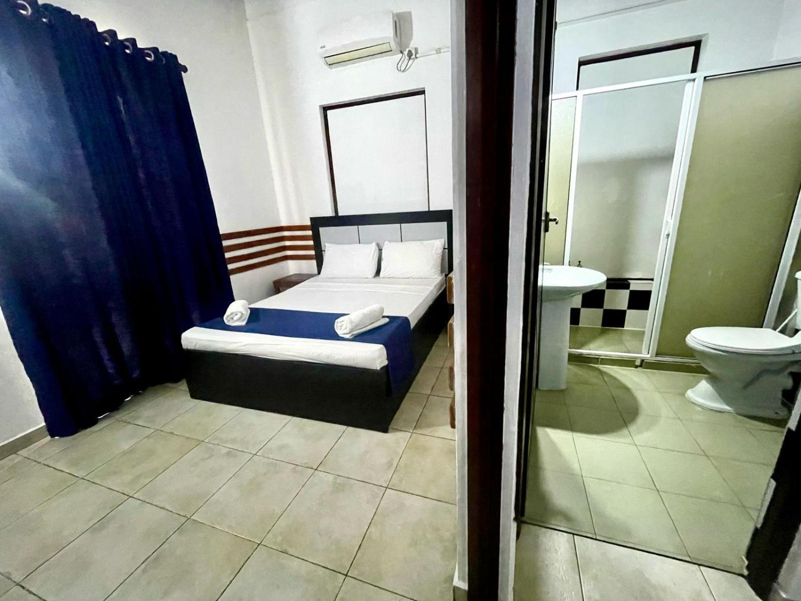 Hotel One Sixty Dehiwala-Mount Lavinia Екстериор снимка